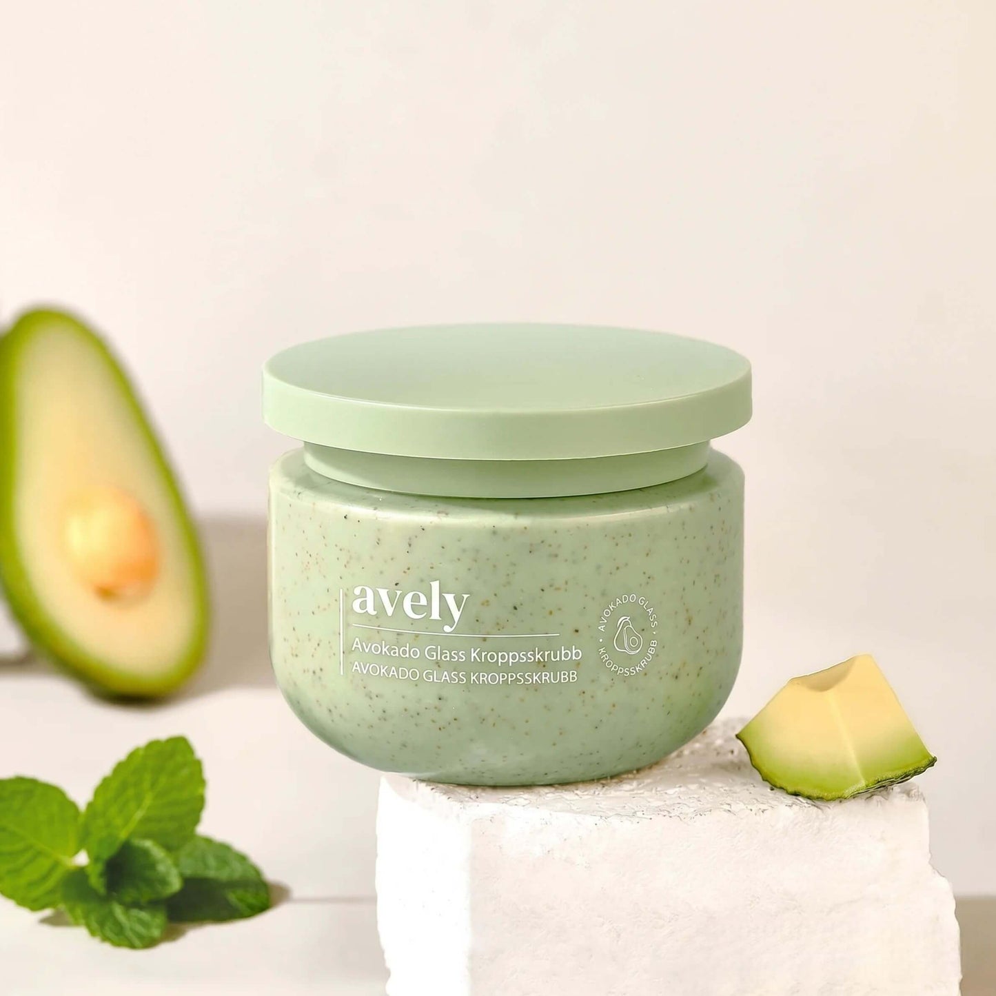 Avely Avocado Whip kroppsskrubbkräm (250 g)